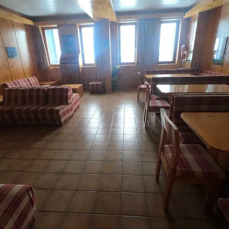 ホテル Livrio ボルミオ