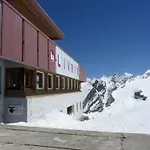 Hotel Livrio